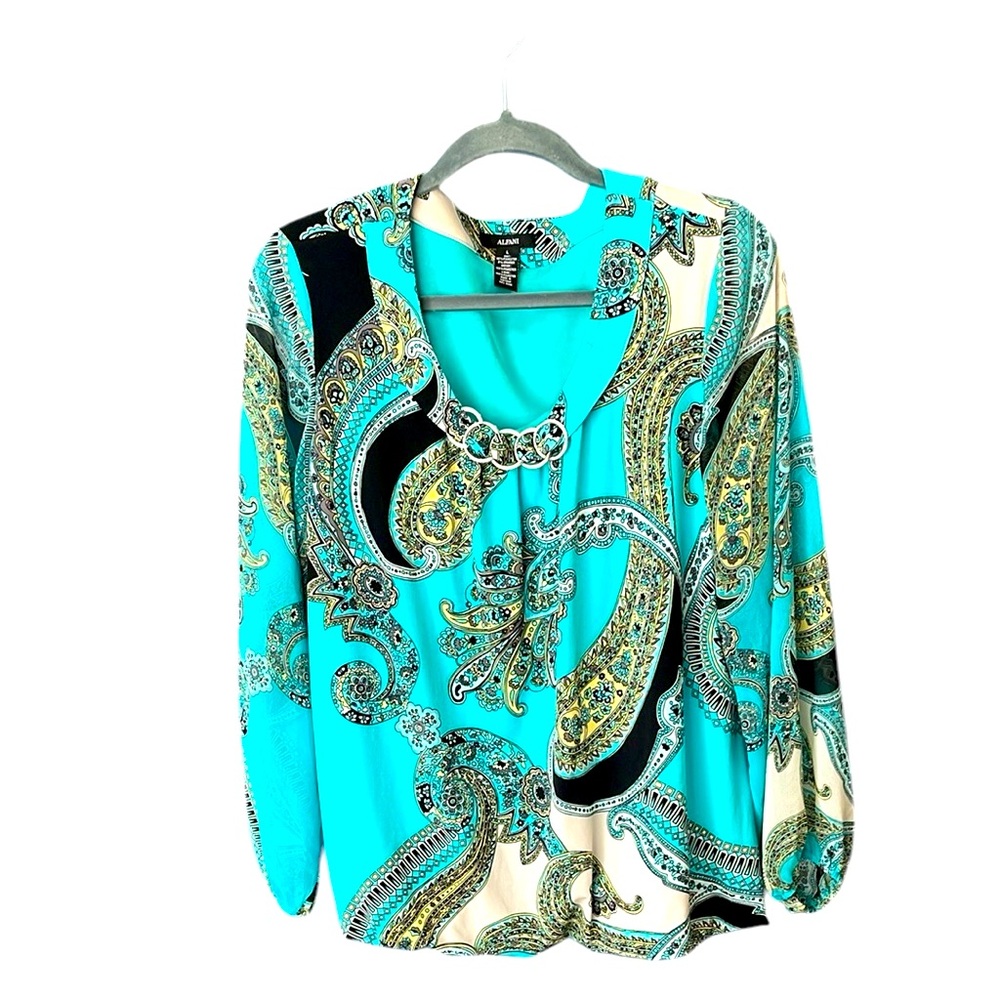 Alfani teal/turquoise/black long sleeve blouse with a bubble hemline…szL…FAB!!!
